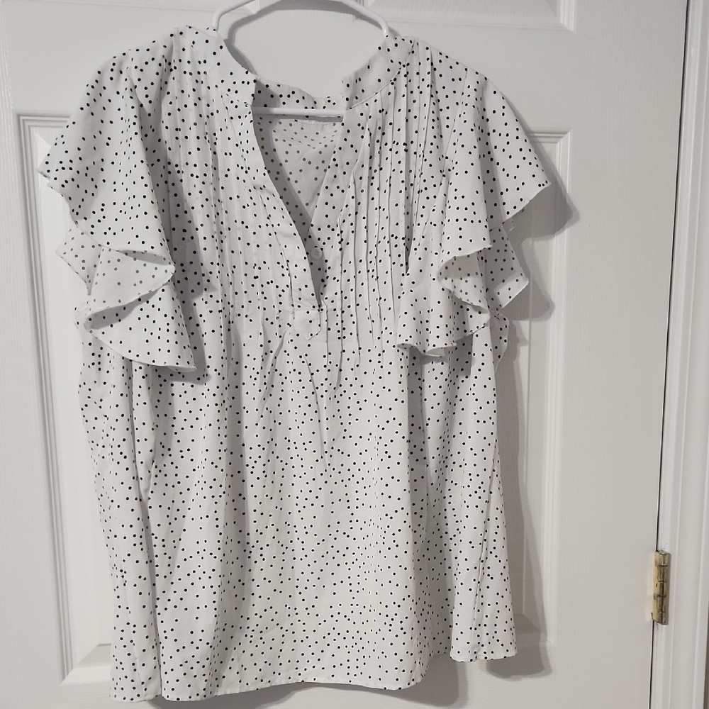 SHEIN White Ruffle Polka Dot Blouse